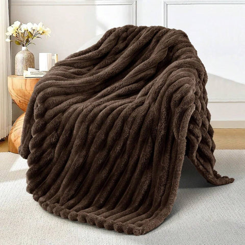 1pc Soft Milk Fleece Blanket, Modern Style, Machine Washable, Suitable For All Seasons, Perfect For Bed, Sofa, Camping, Gift, Room, Bedroom Decoration, Halloween